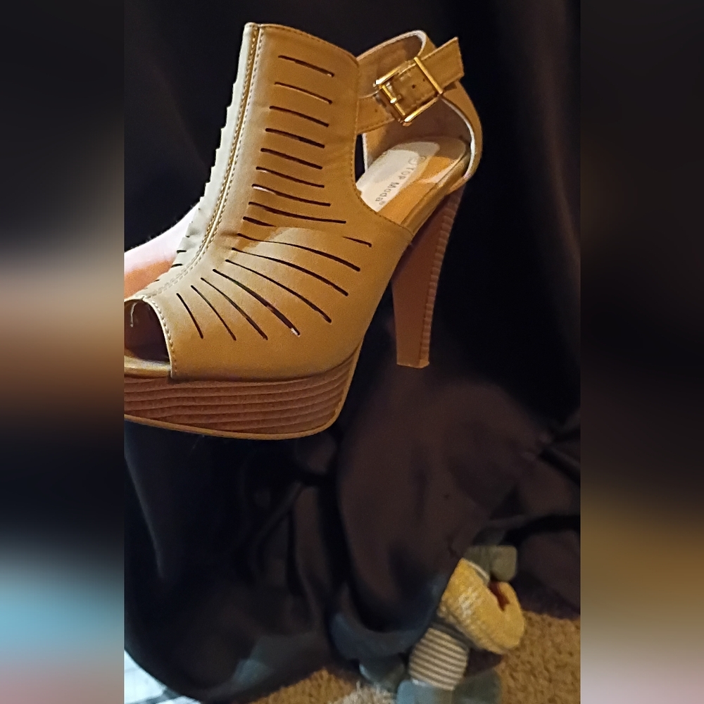 TOP Moda Table Women's peep Toe Platform Chunky Heel  Buckle T-strap Size 10 - Picture 12 of 16